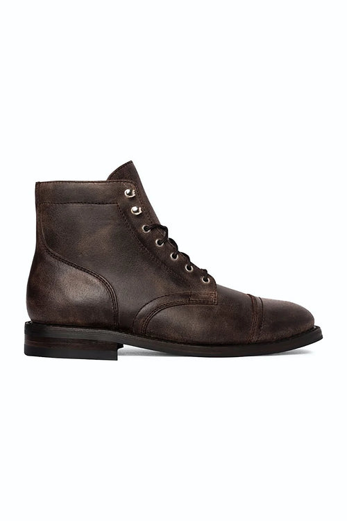 Alder lace-up boot in natural leather with studded rubber outsole