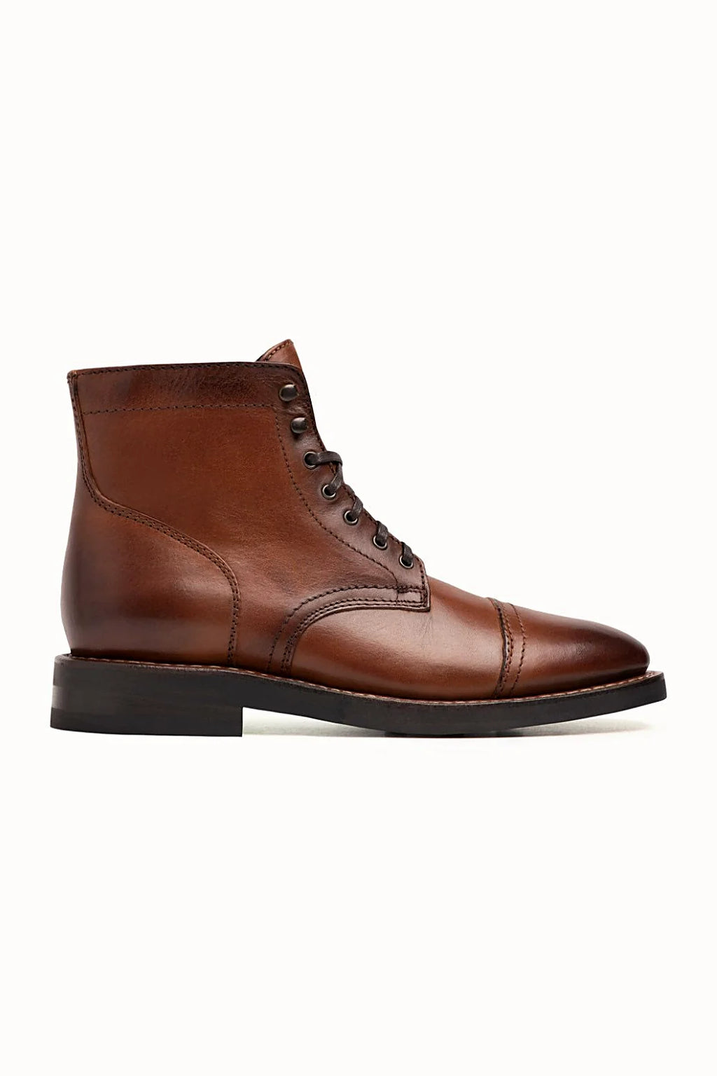 Badger chukka in warm red-brown hand-finished leather