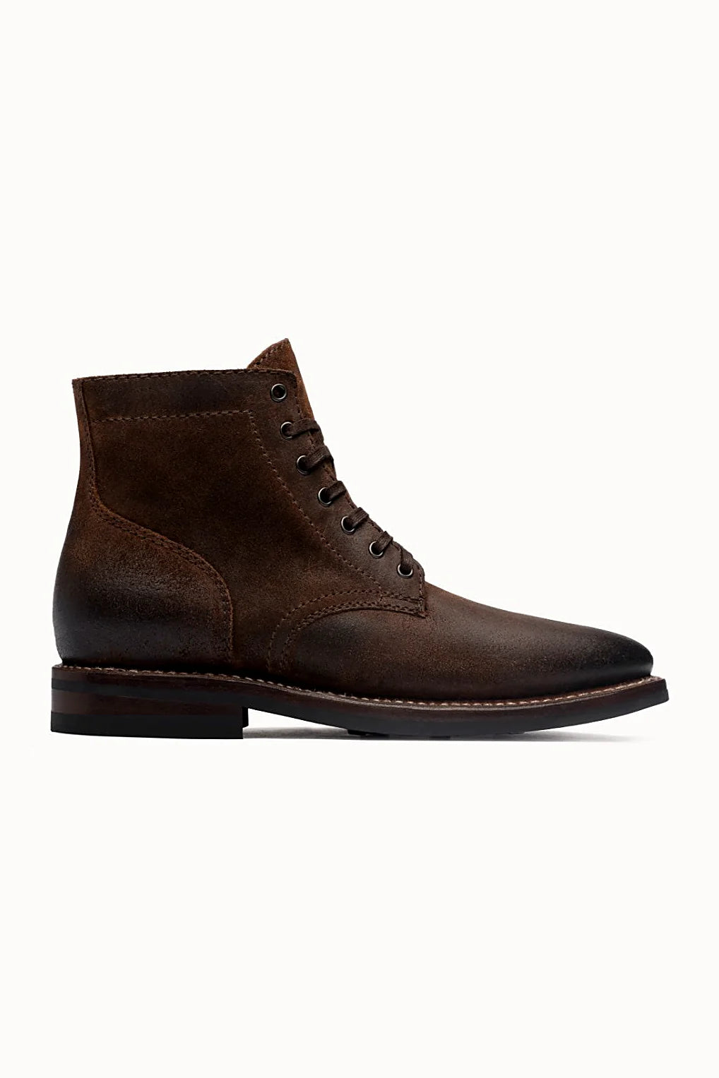 Blackwood chukka in coffee-brown suede