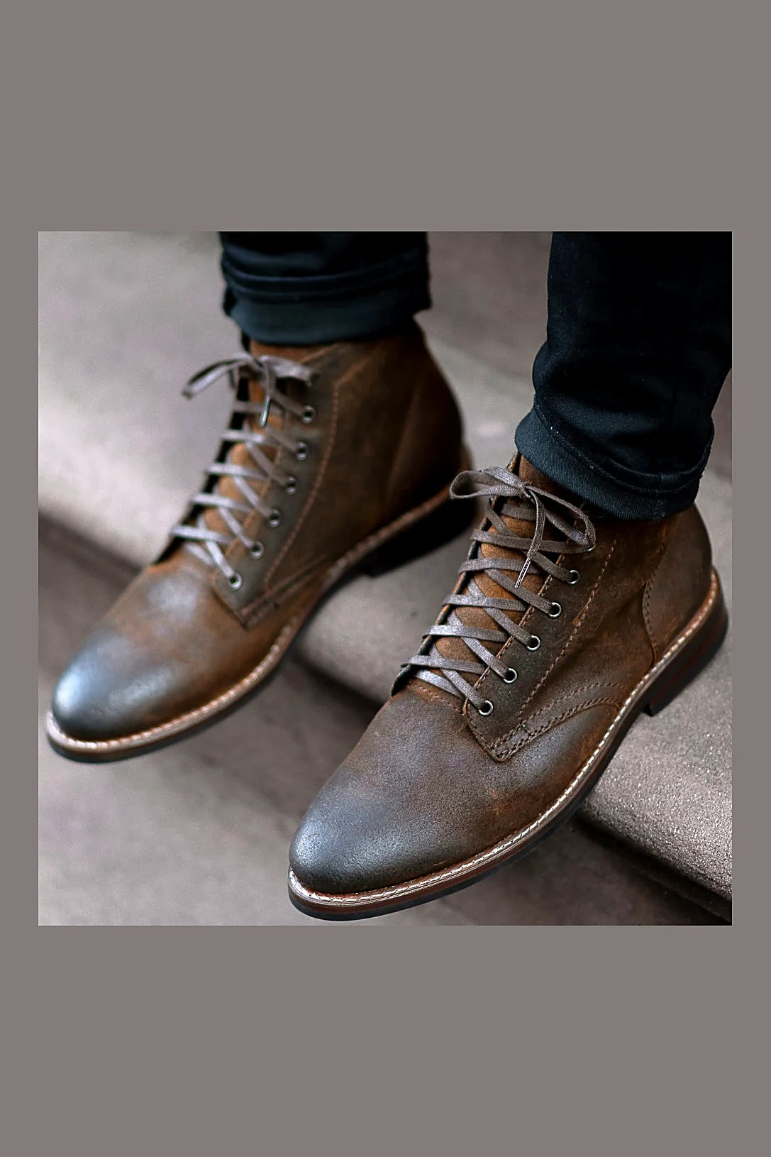 Mocha chukka
