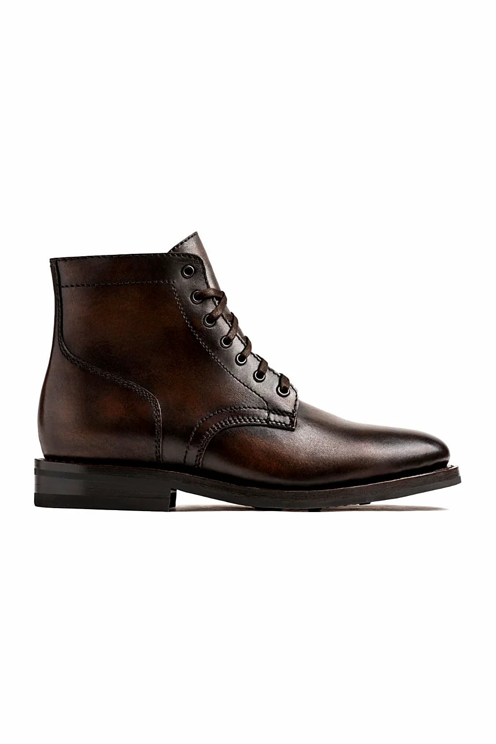 Bluff lace-up boot in deep black-brown leather