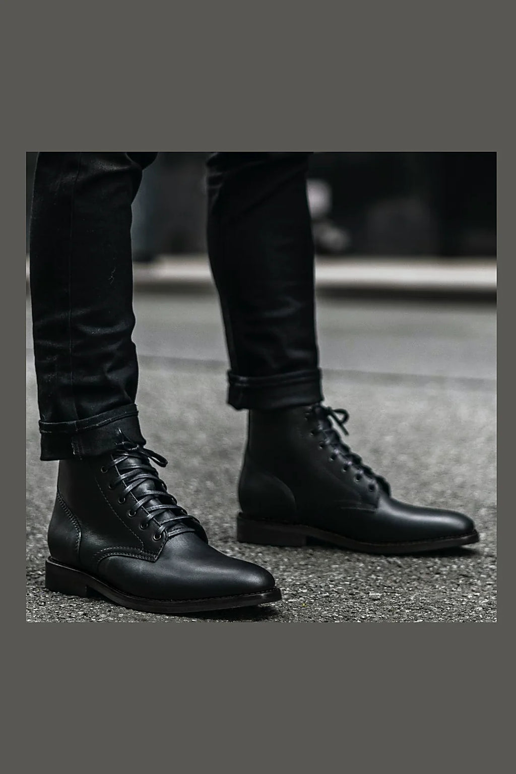 Boulder boot in Black Full-Grain