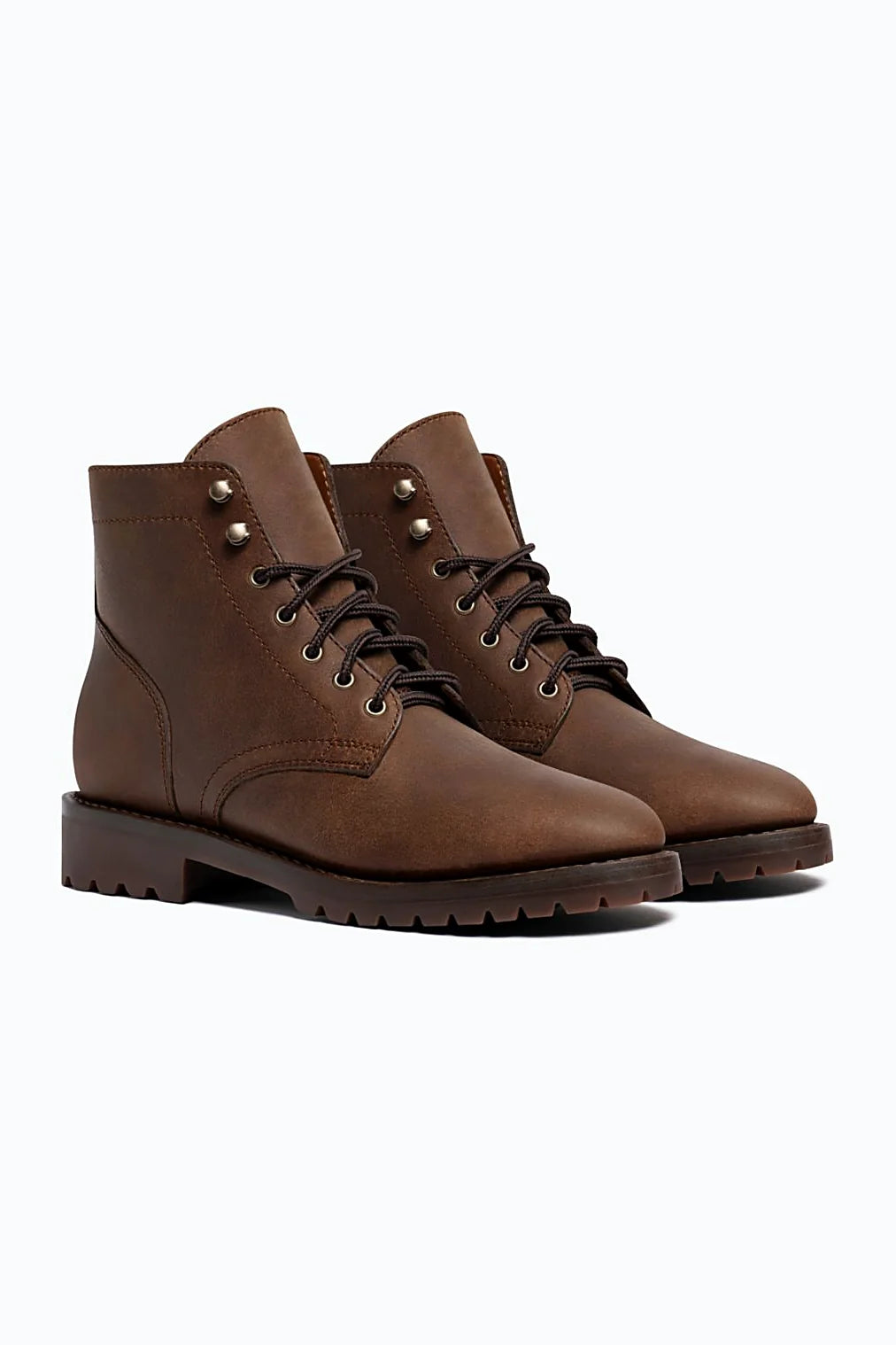 Desert Brown leather boot with rubber lug outsole