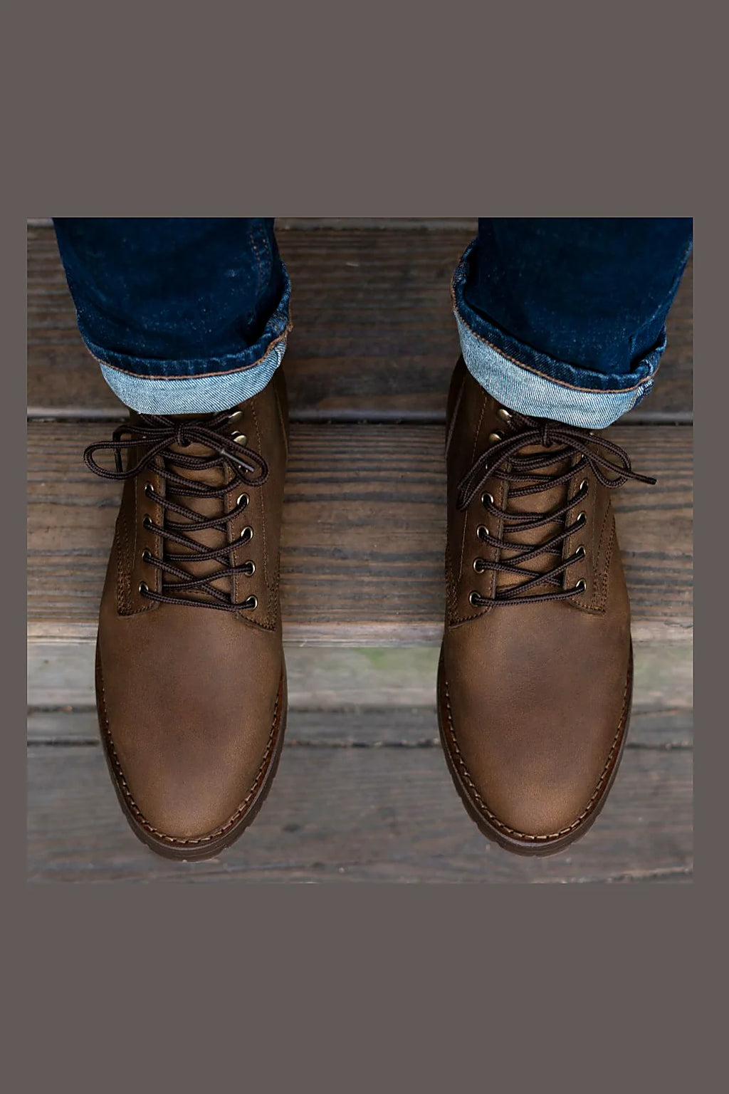 Brimley lug boot in Desert Brown