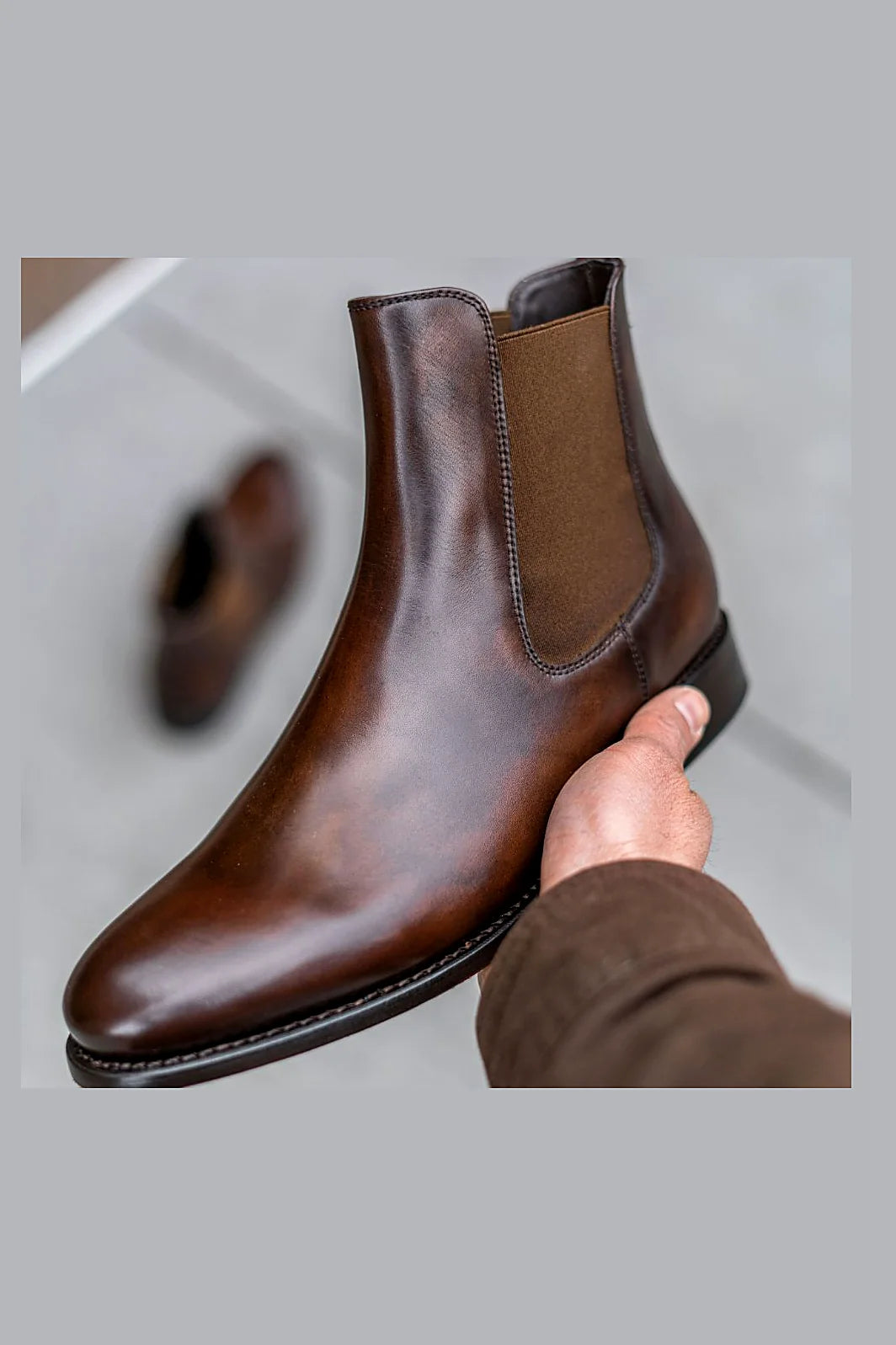 Mahogany chelsea boot