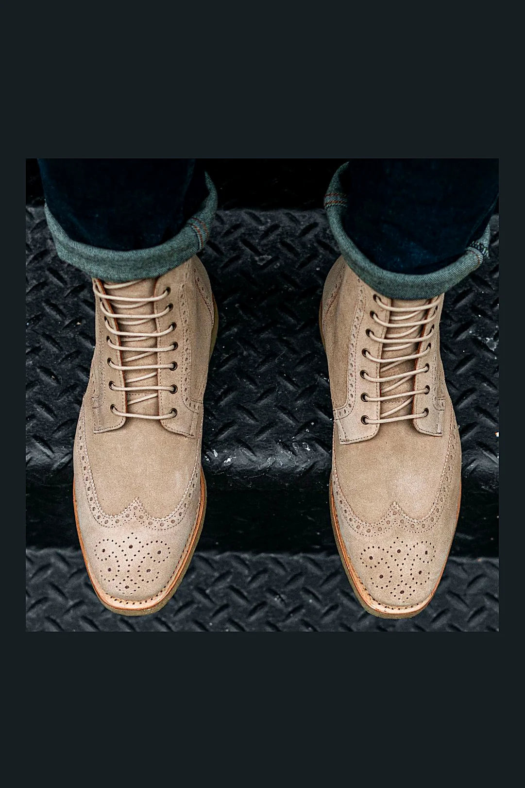 Coalton brogue boot in Dune suede