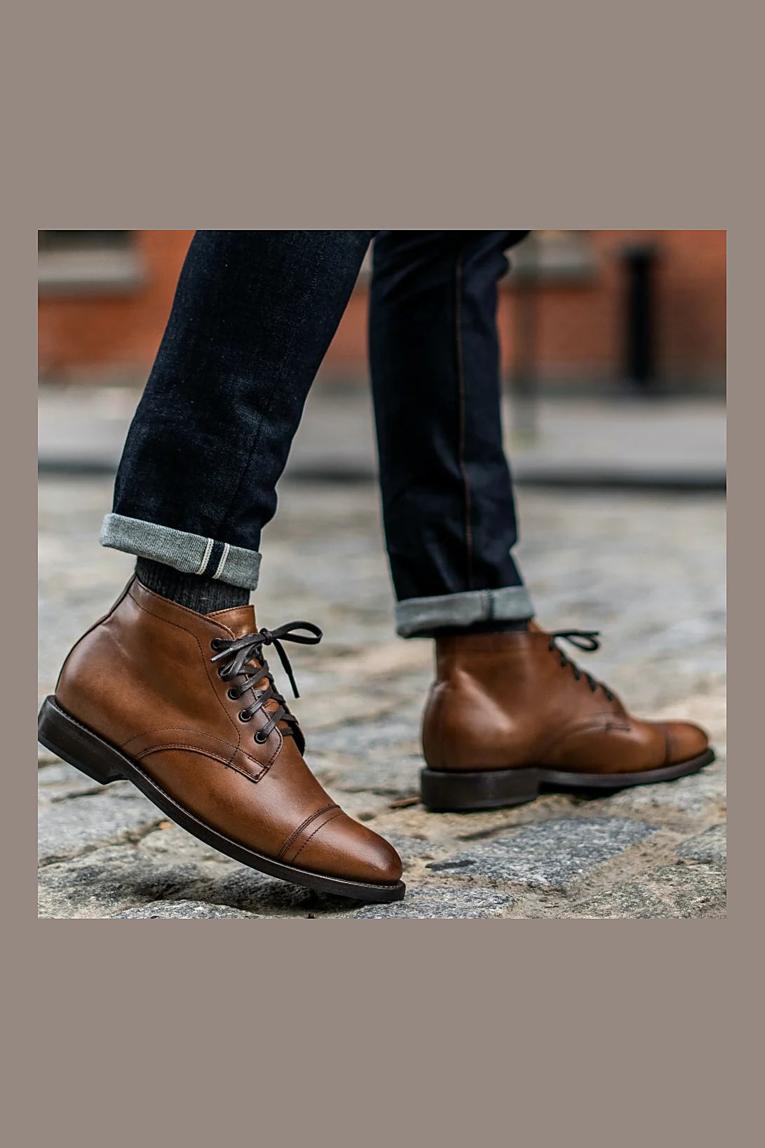 Cobalt chukka in Walnut leather