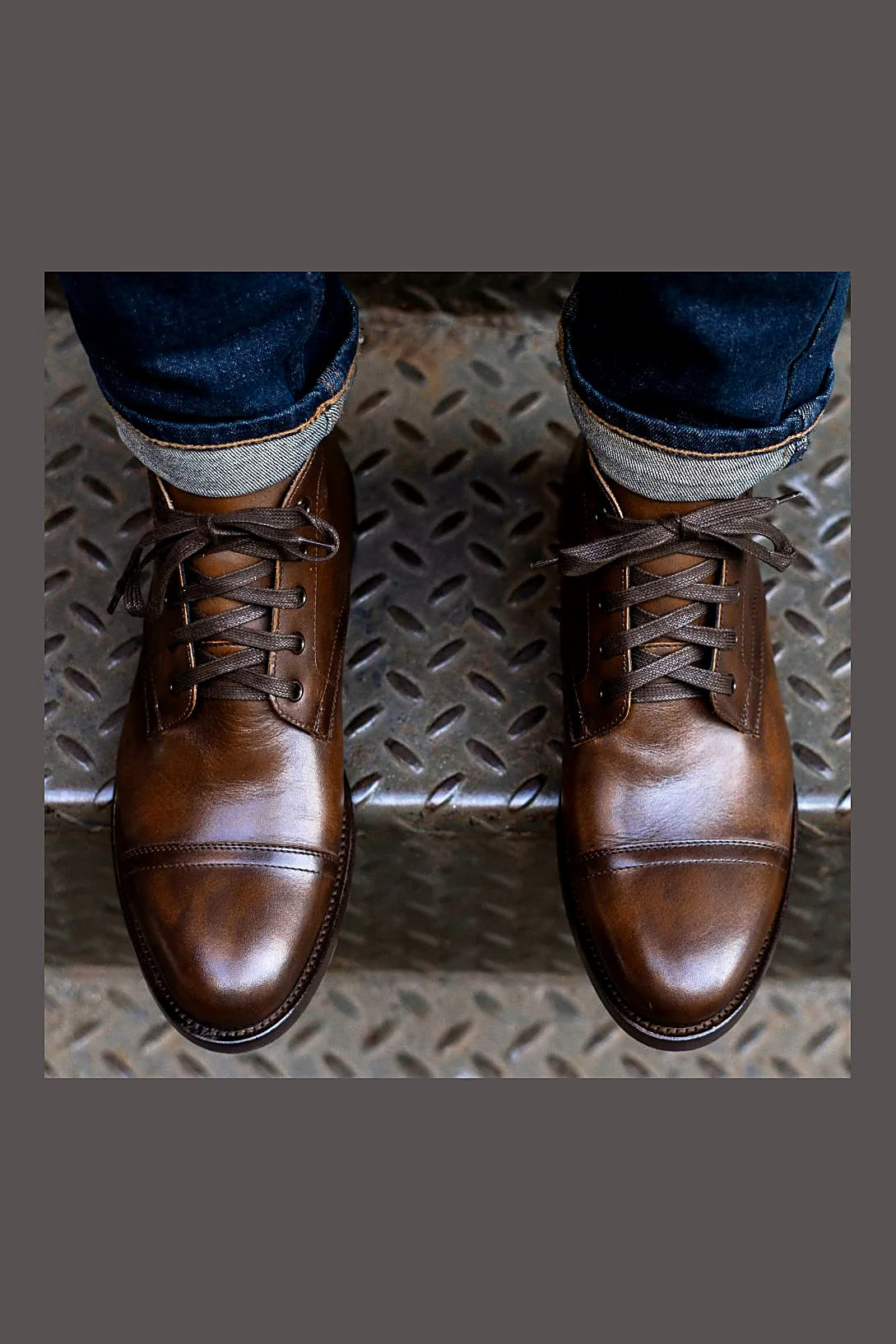 Colby chukka in Mahogany leather