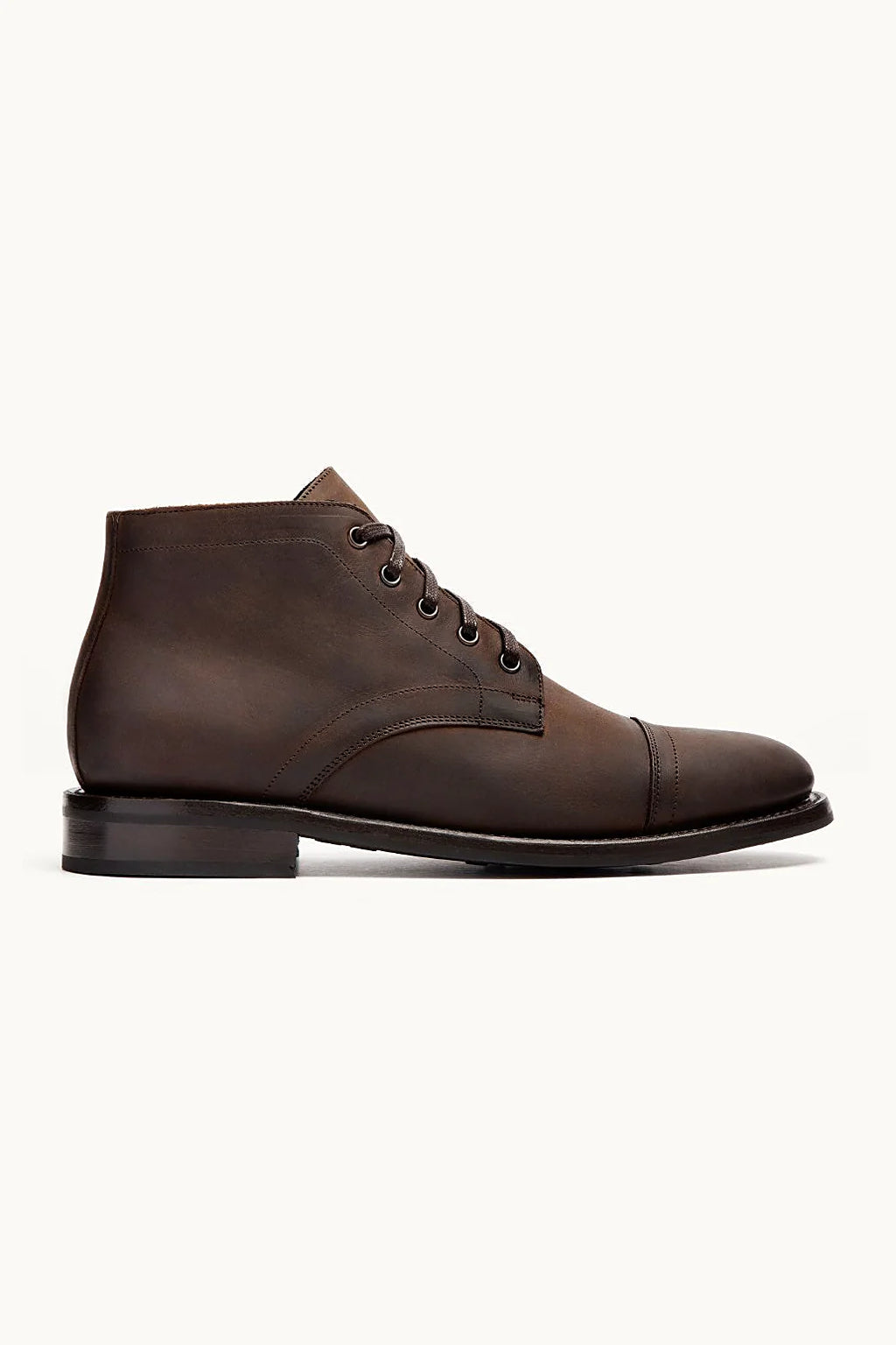 Conrad chukka in deep amber-brown leather