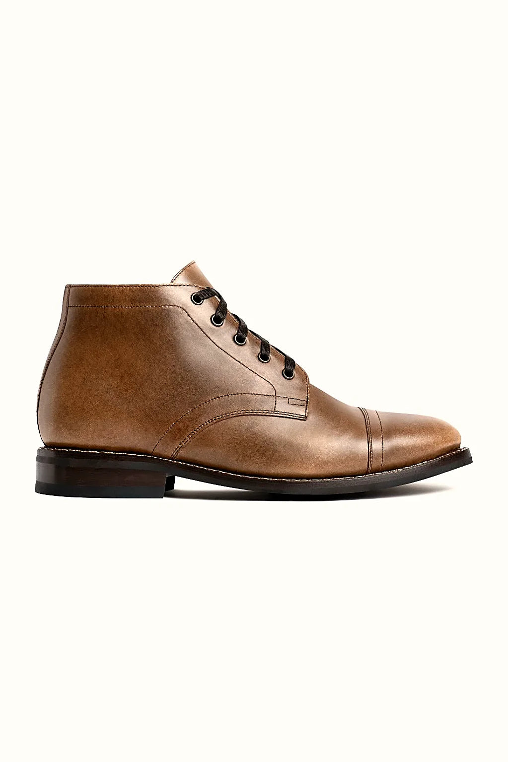 Cornell chukka in undyed natural leather