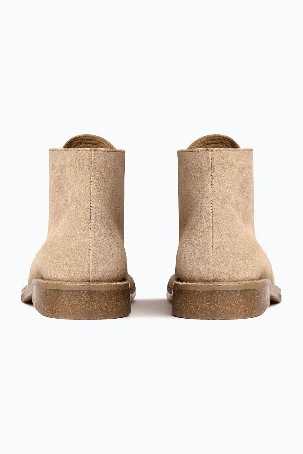 Pale boot with cork-bed midsole