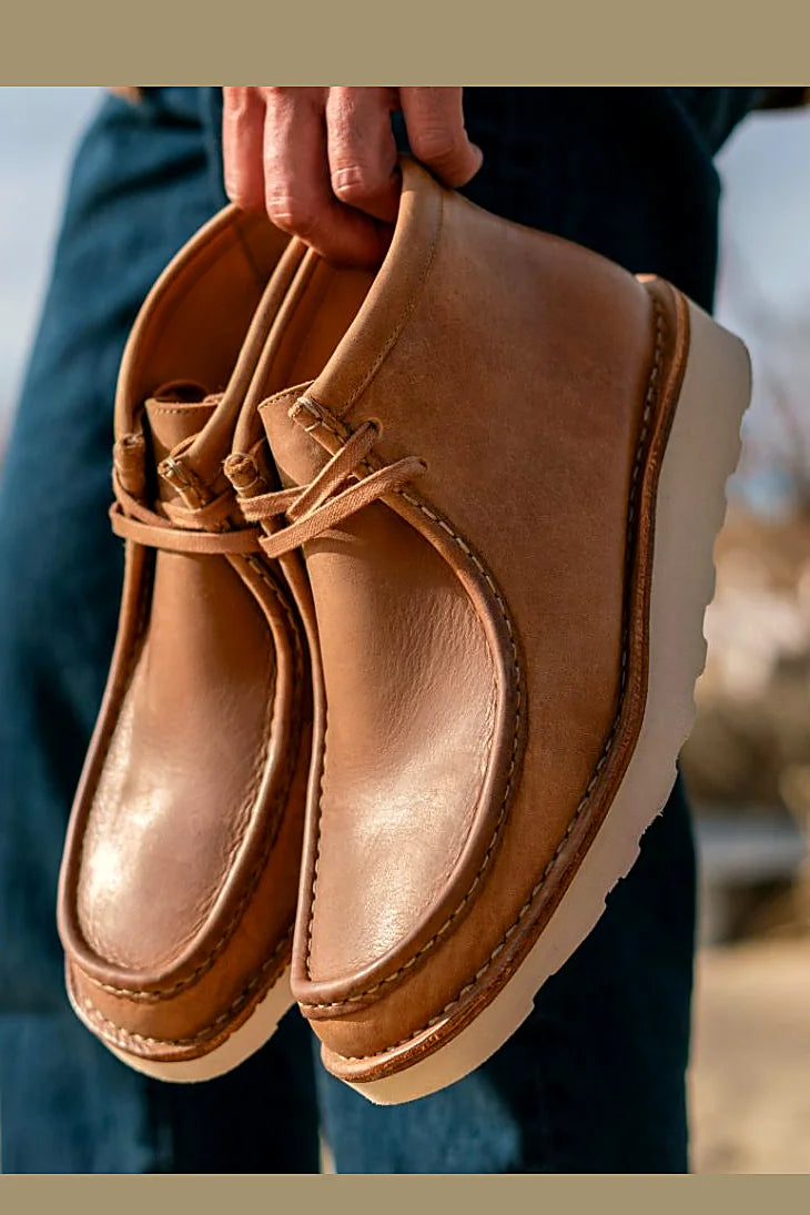Devlin moc toe boot in Hazelnut
