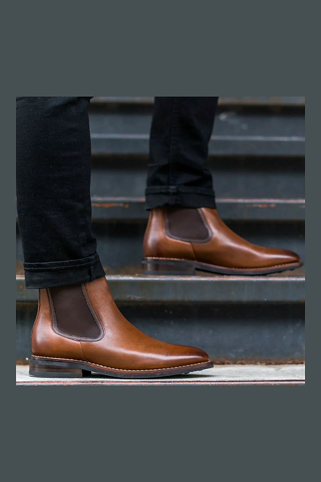 Driscoll chelsea boot in Brandy