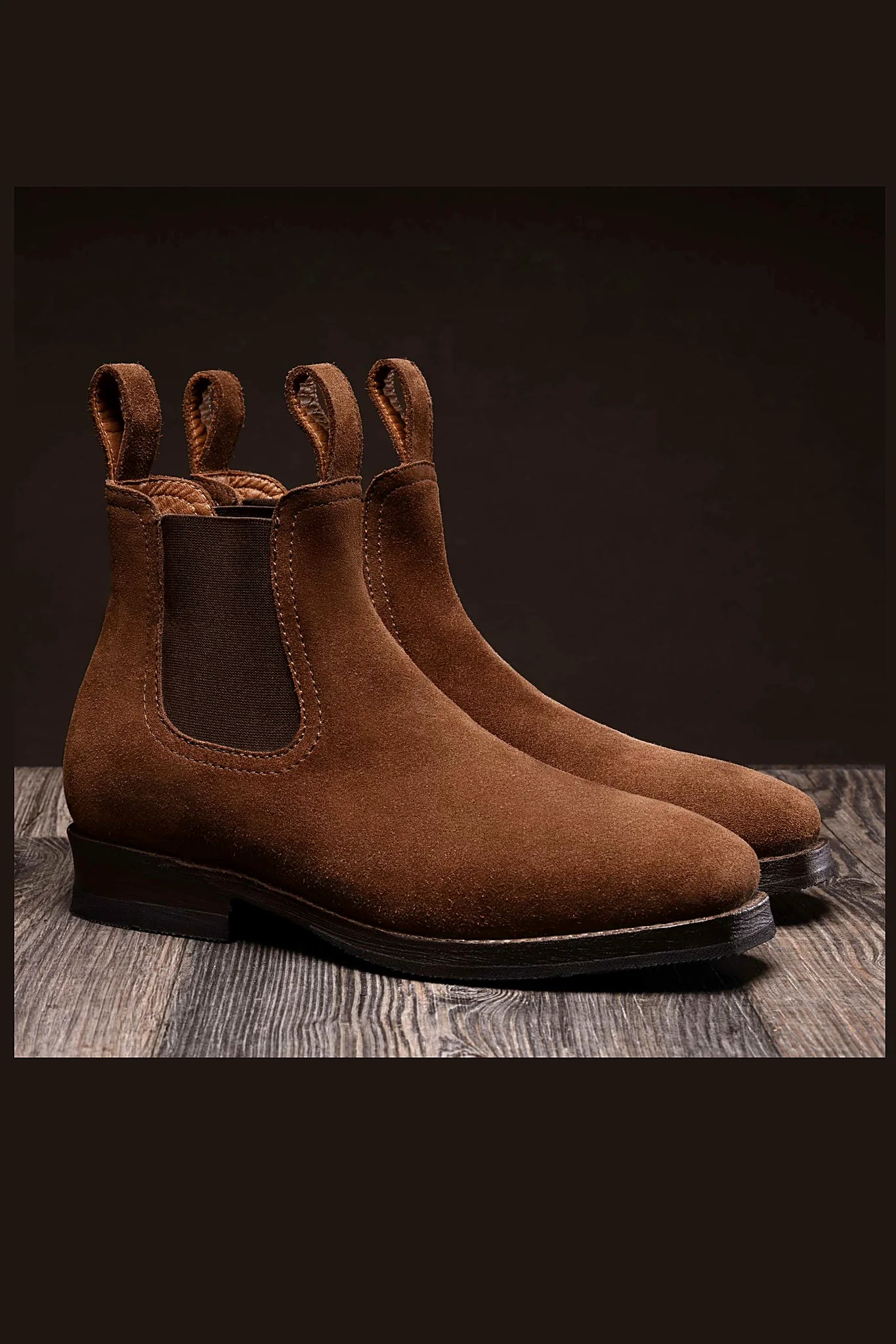 Snuff calf suede chelsea boot