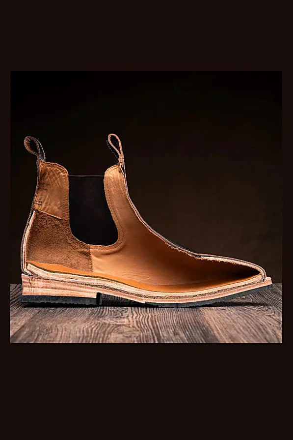 Refined suede chelsea with pull tabs