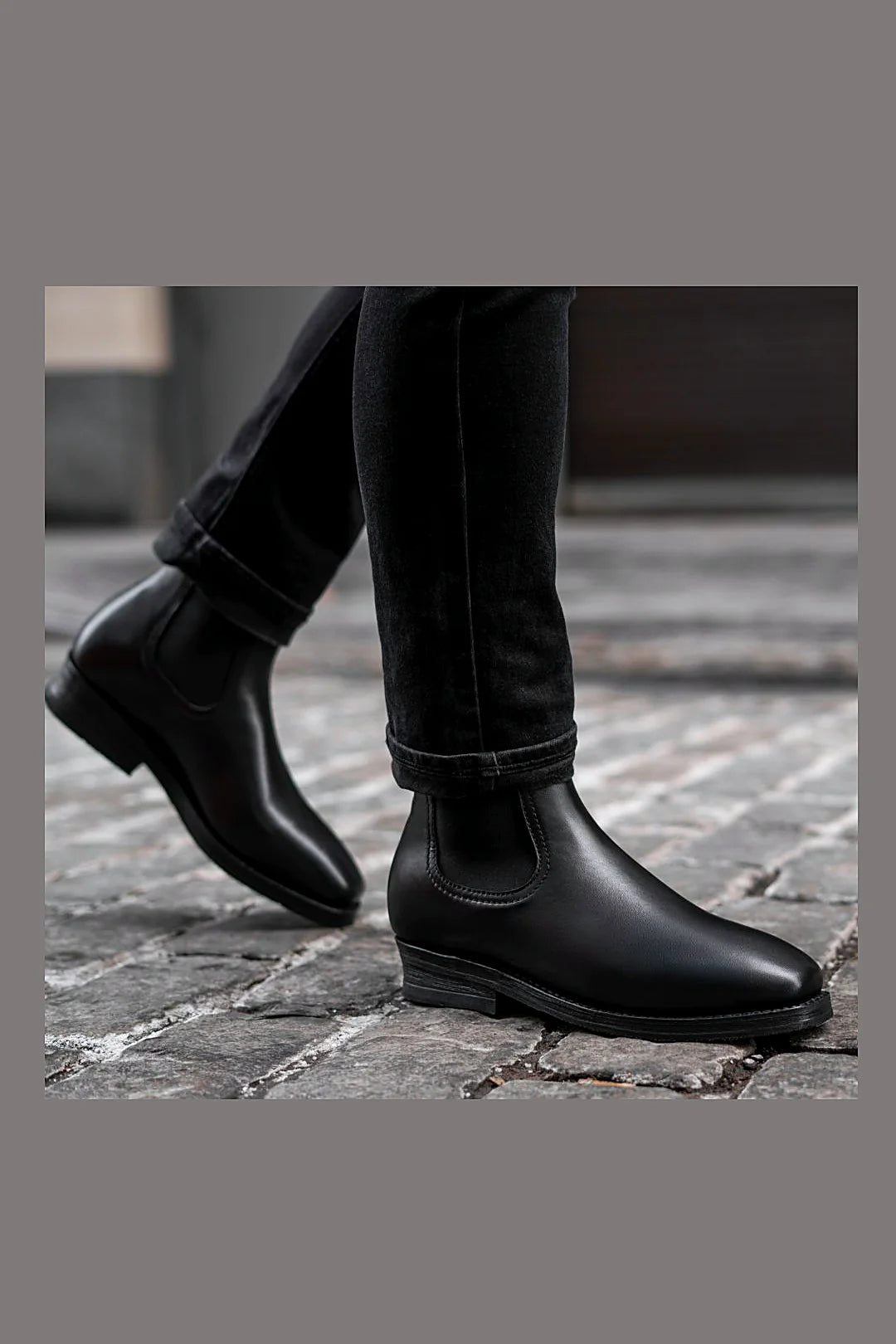 Black wholecut chelsea