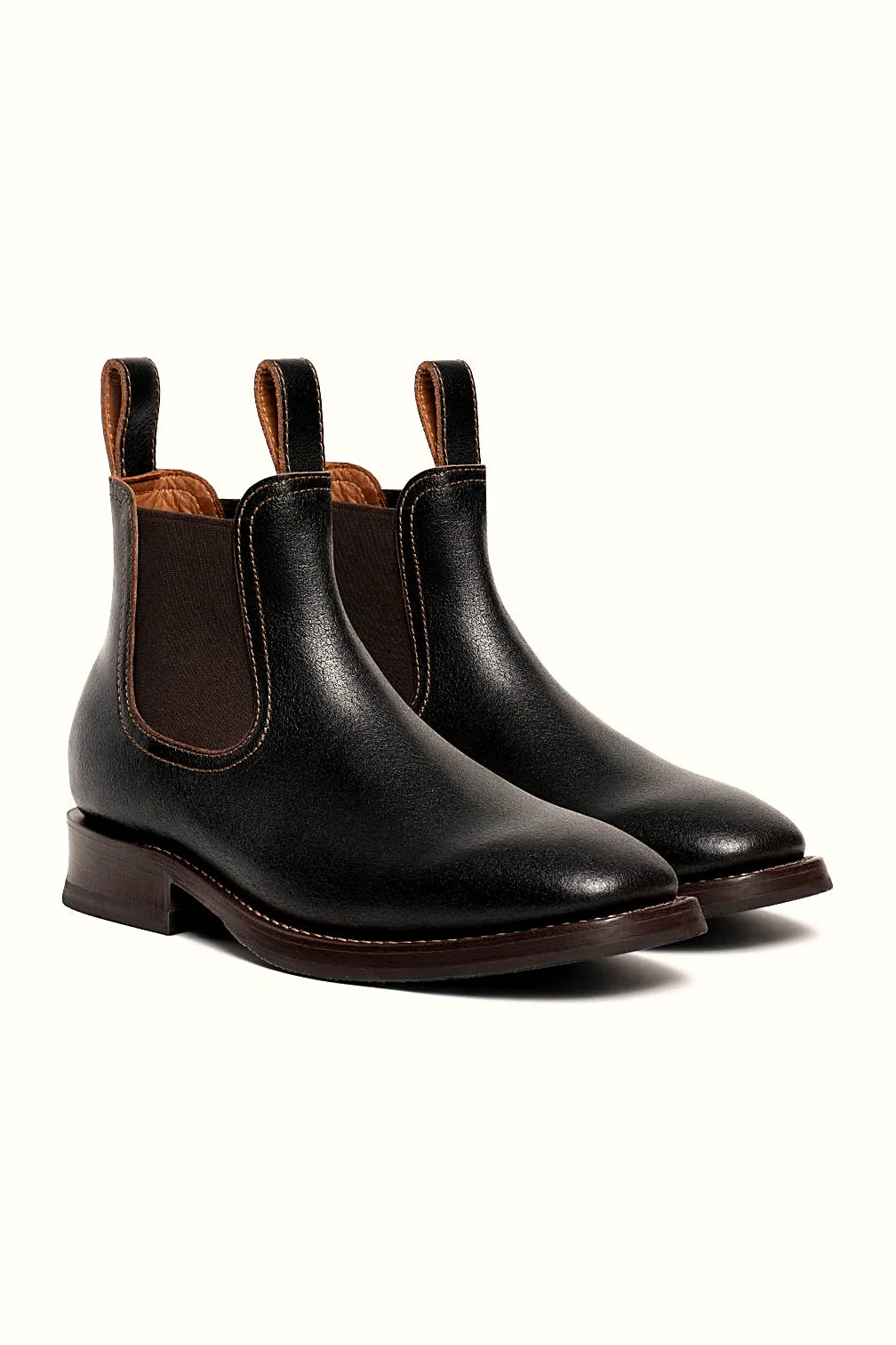 Dark brown waxed flesh chelsea boot