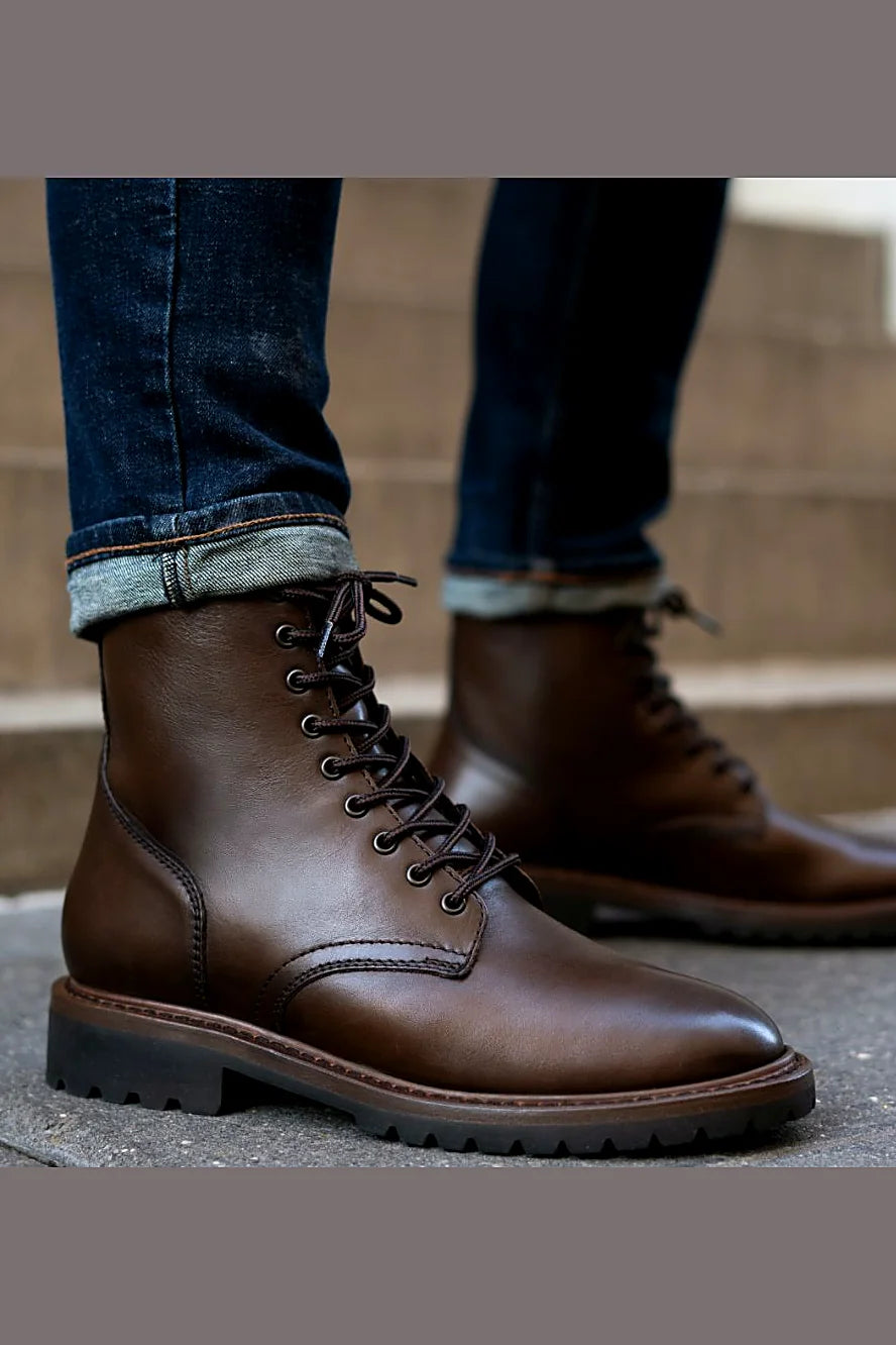 Stone Brown lug boot