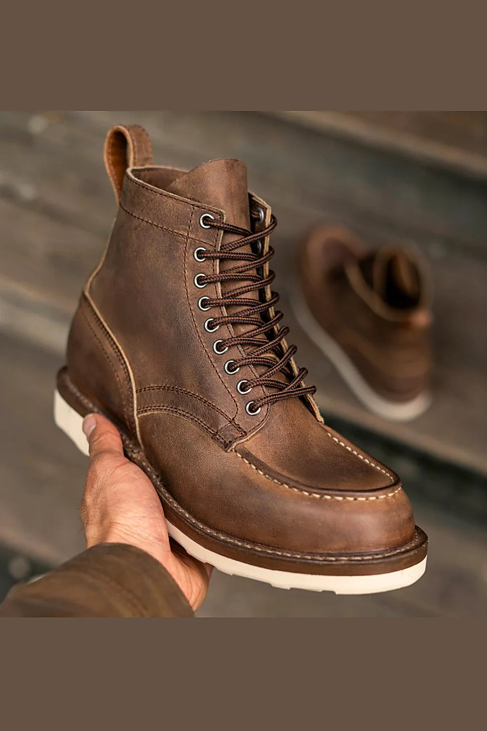 Folklore leather boot