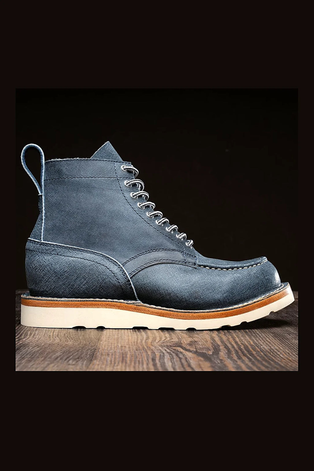 Furrow stitchdown boot in blue suede