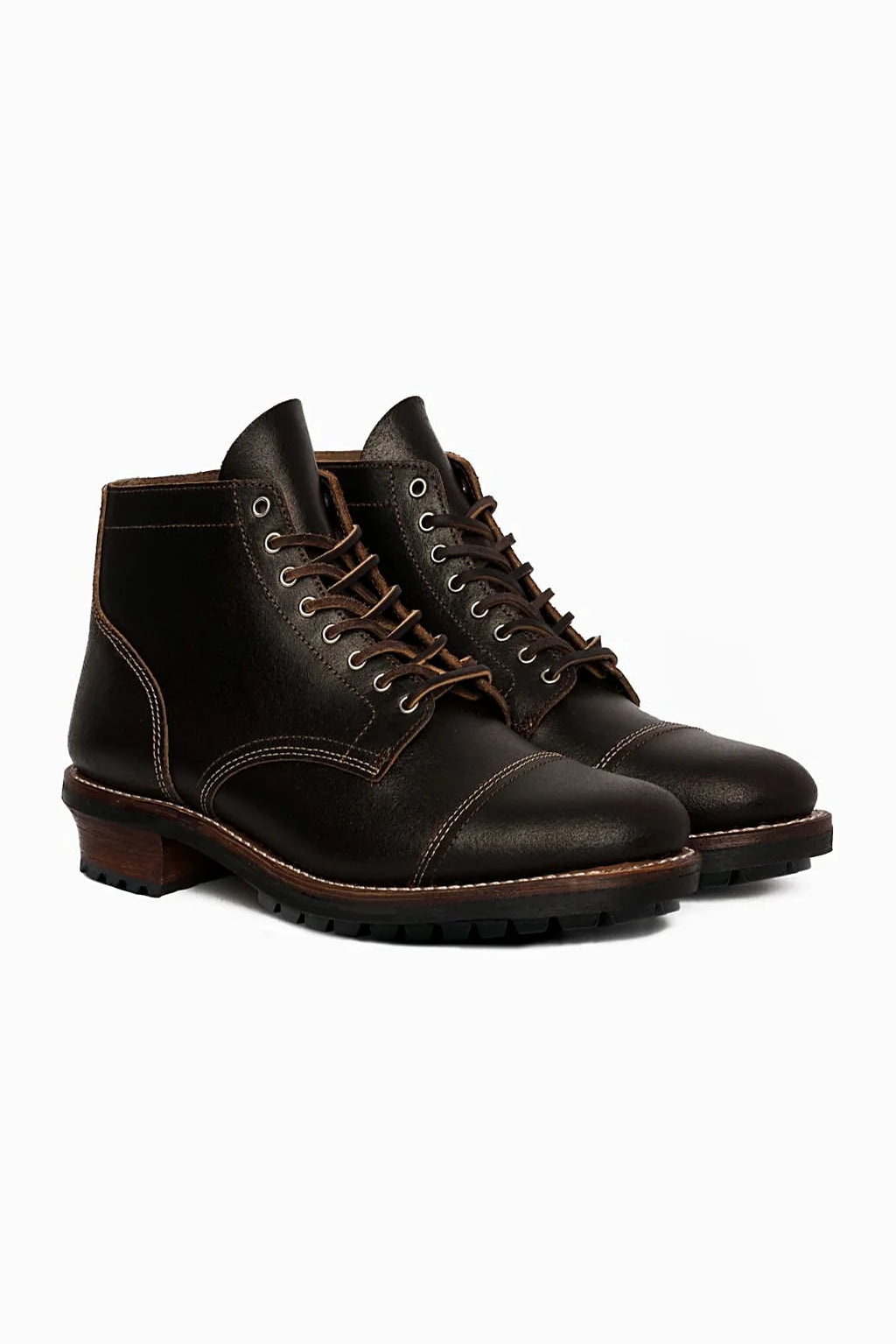 Dark brown waxed flesh leather boot
