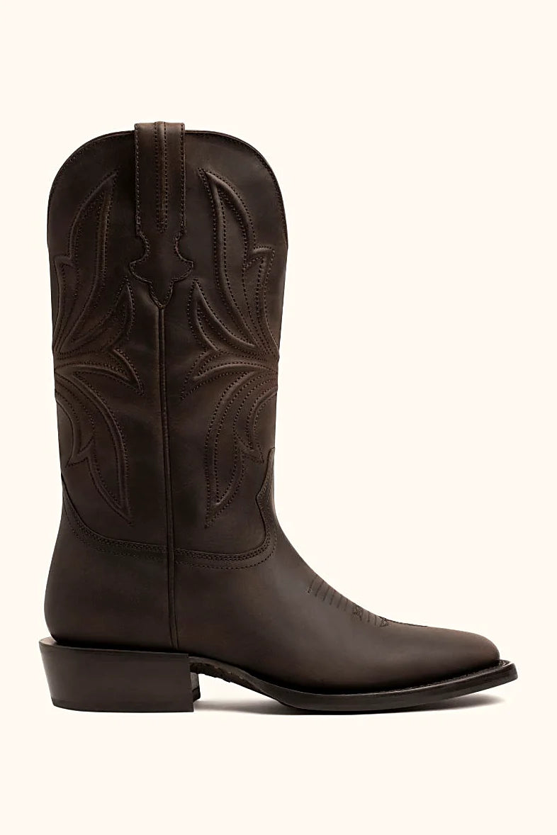Tobacco leather western boot with handstitched pattern